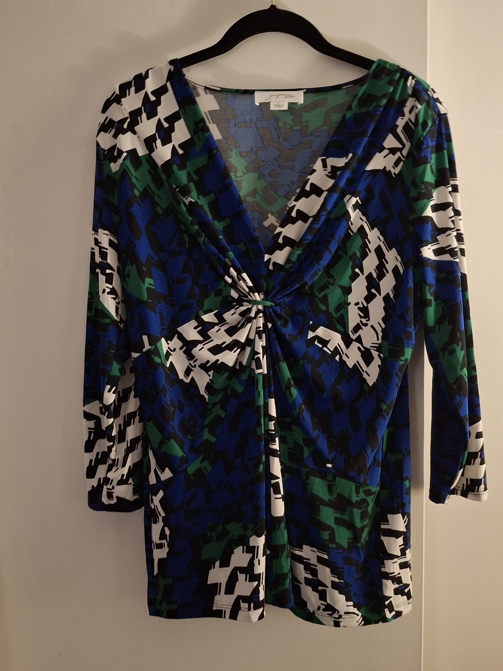 Josephine Studio Women's Twist-Front V-Neck Top in Blue/Green/White